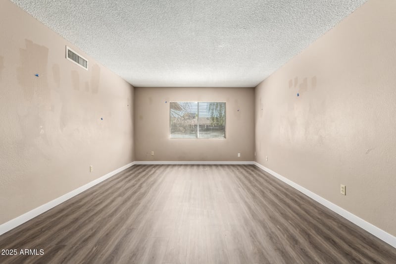 3633 60th Ave, Phoenix, AZ 85033