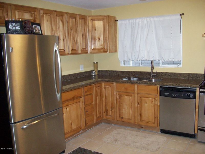 3633 E Sheridan St, Phoenix, AZ 85008
