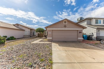 3633 Escuda Dr, Glendale, AZ 85308