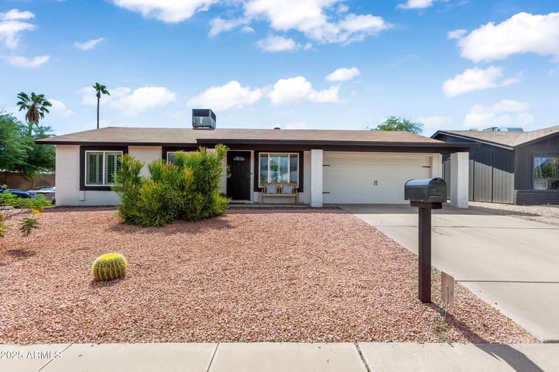 3633 Sweetwater Ave, Phoenix, AZ 85032