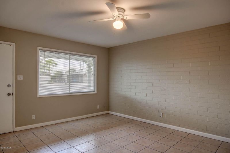 3633 W Lawrence Ln, Phoenix, AZ 85051