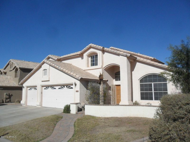 3634 E Cedarwood Ln, Phoenix, AZ 85048