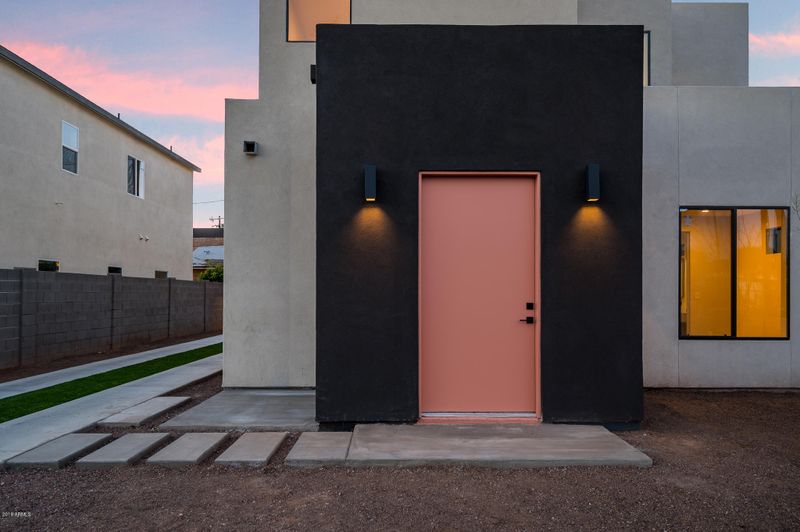 3634 E Earll Dr, Phoenix, AZ 85018
