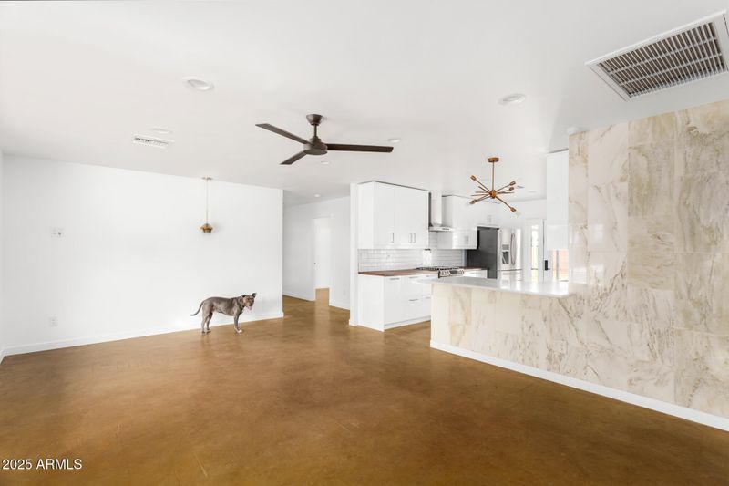3634 E Piccadilly Rd, Phoenix, AZ 85018