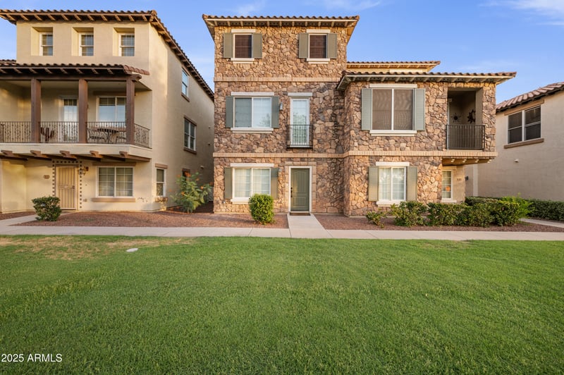 3634 Horace Dr, Gilbert, AZ 85296