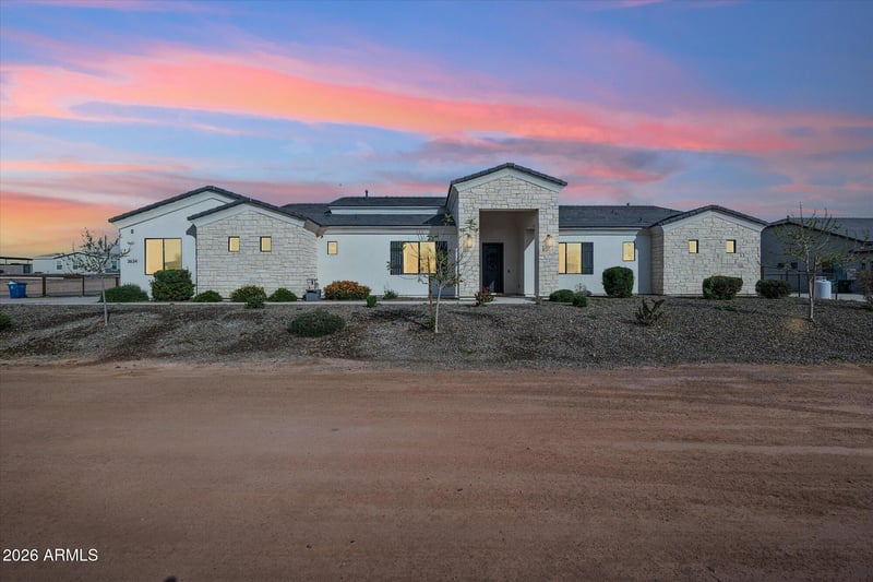 3634 W New Life Ln, Queen Creek, AZ 85144