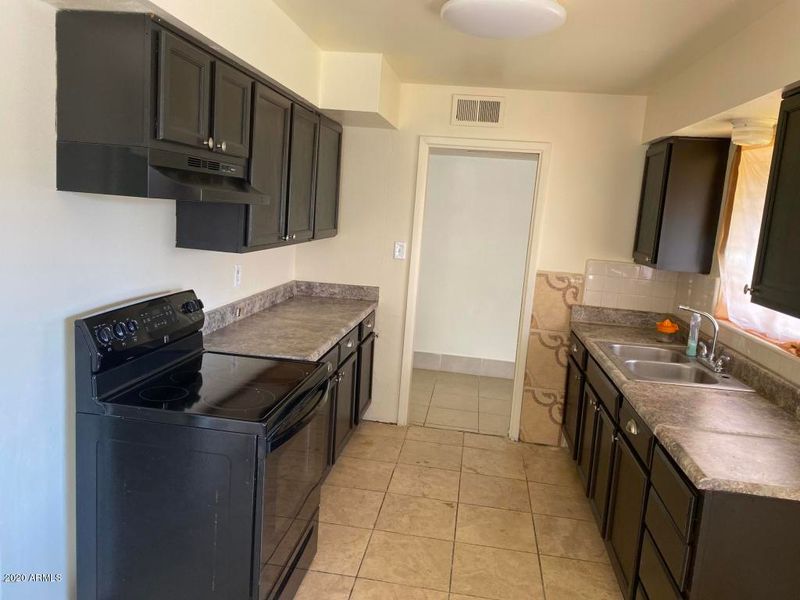 3634 W Orange Dr, Phoenix, AZ 85019