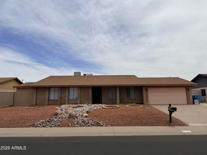 3635 E Columbine Dr, Phoenix, AZ 85032