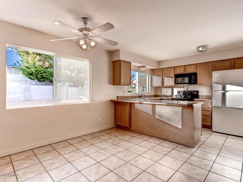 3635 E Marmora St, Phoenix, AZ 85032
