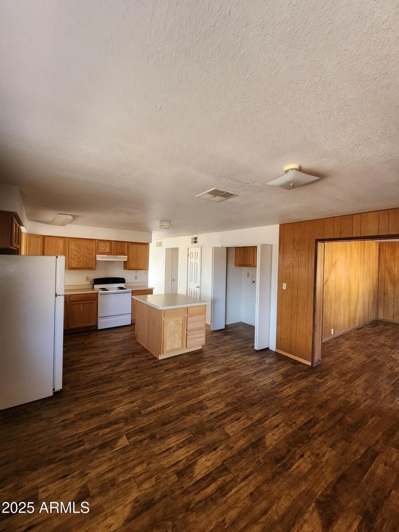 3636 Echo Ln, Phoenix, AZ 85051