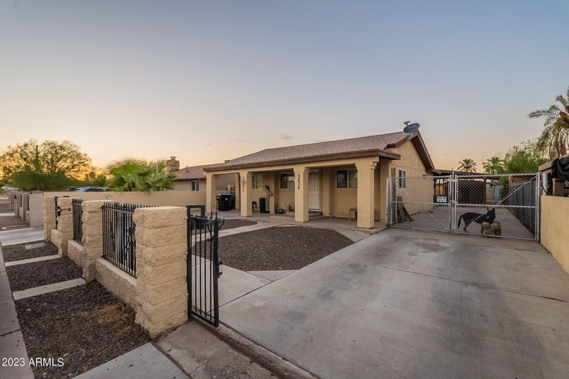 3636 W Fillmore St, Phoenix, AZ 85009