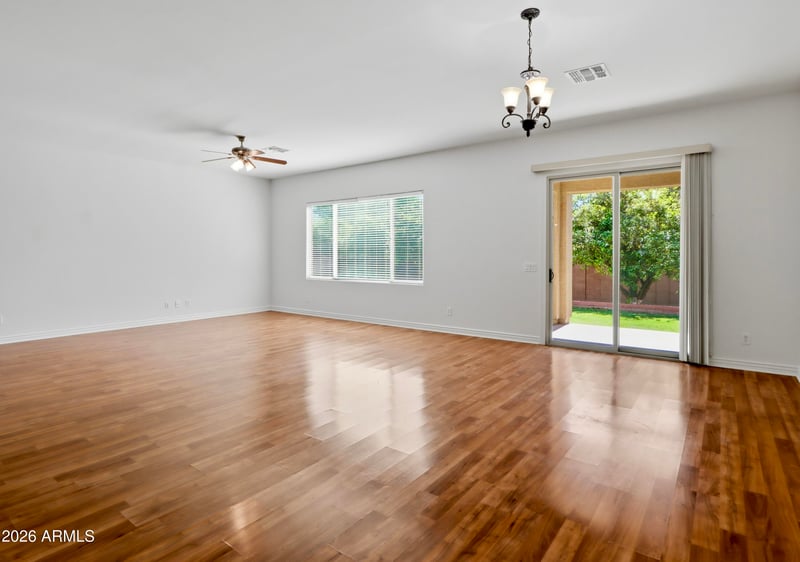 3637 E Ellis St, Mesa, AZ 85205