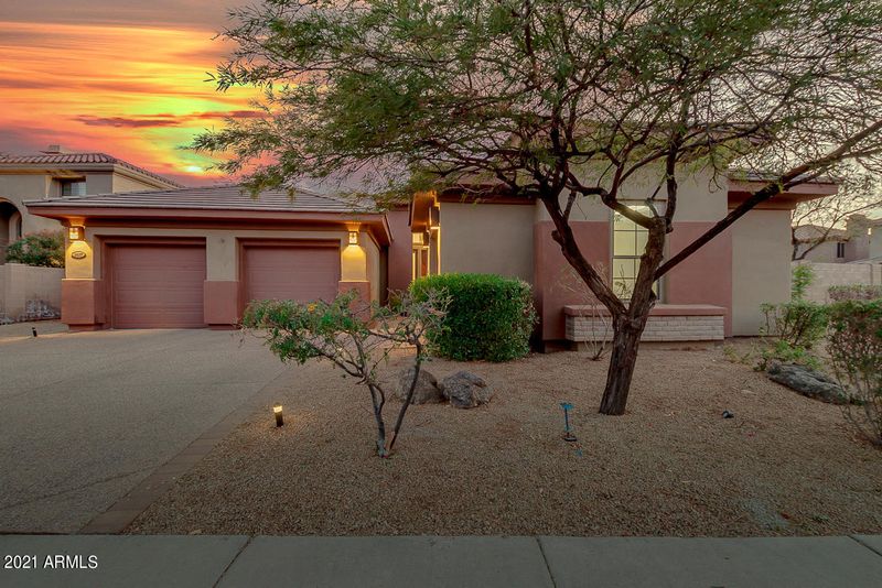 3637 E Los Gatos Dr, Phoenix, AZ 85050