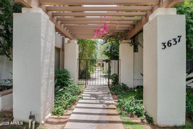 3637 E Monterosa St #8, Phoenix, AZ 85018