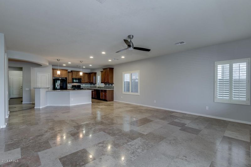 3638 E Cat Balue Dr, Phoenix, AZ 85050