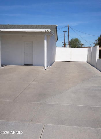 3638 State Ave, Phoenix, AZ 85051
