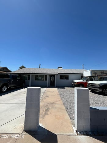 3639 Lawrence Ln, Phoenix, AZ 85051