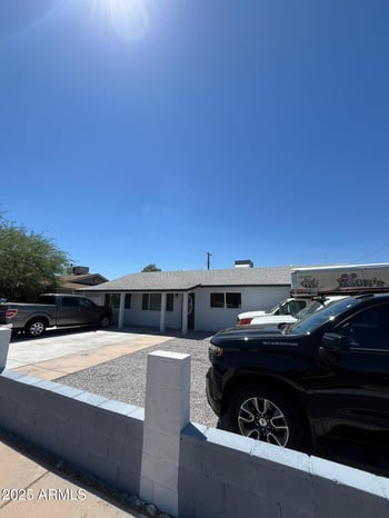 3639 Lawrence Ln, Phoenix, AZ 85051