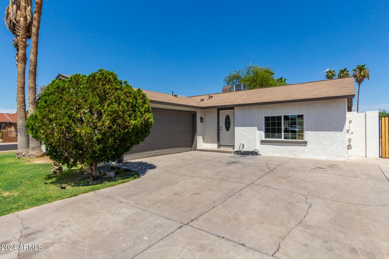 3639 N 84th Dr, Phoenix, AZ 85037