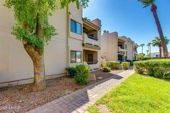 3640 38th St #205, Phoenix, AZ 85018