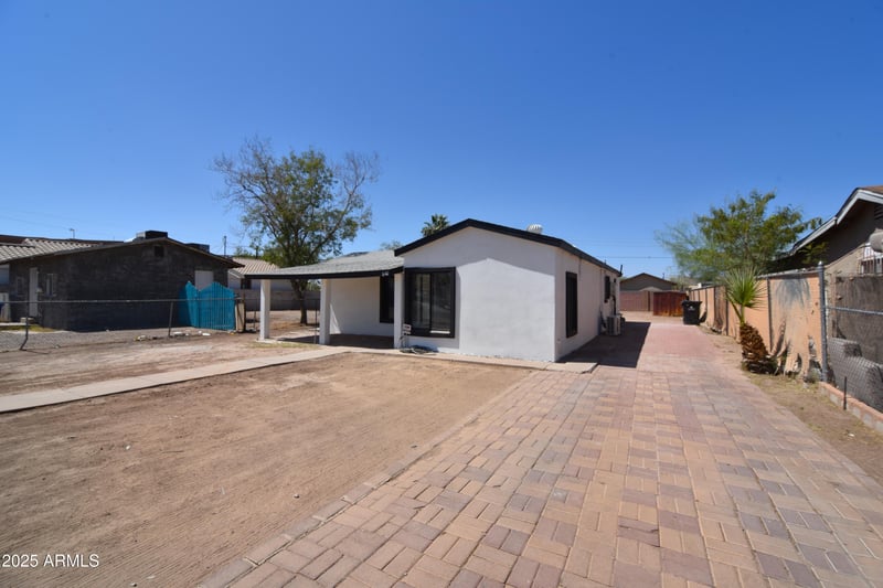 3640 Garfield St, Phoenix, AZ 85009