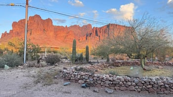 3640 Prospectors Rd, Apache Junction, AZ 85119