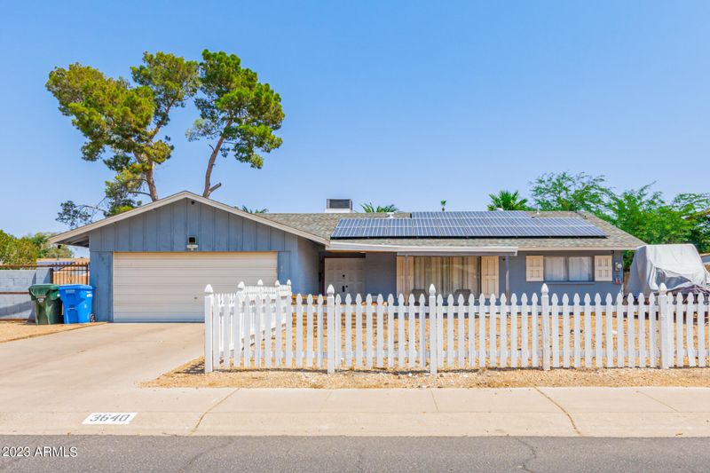 3640 W Calavar Rd, Phoenix, AZ 85053
