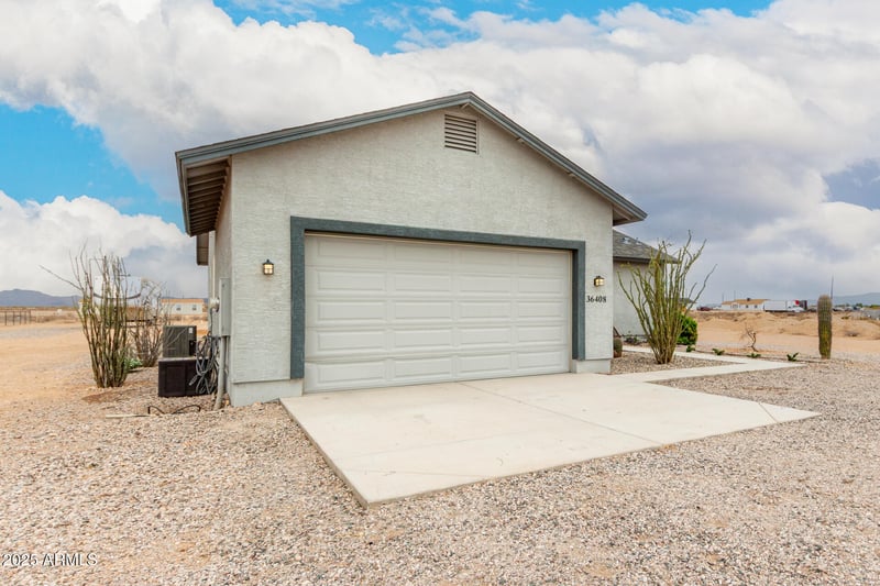 36408 Whitton Ave, Tonopah, AZ 85354