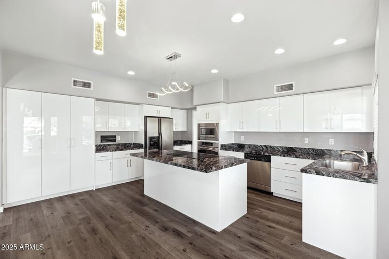 3641 Park Ave, Phoenix, AZ 85044