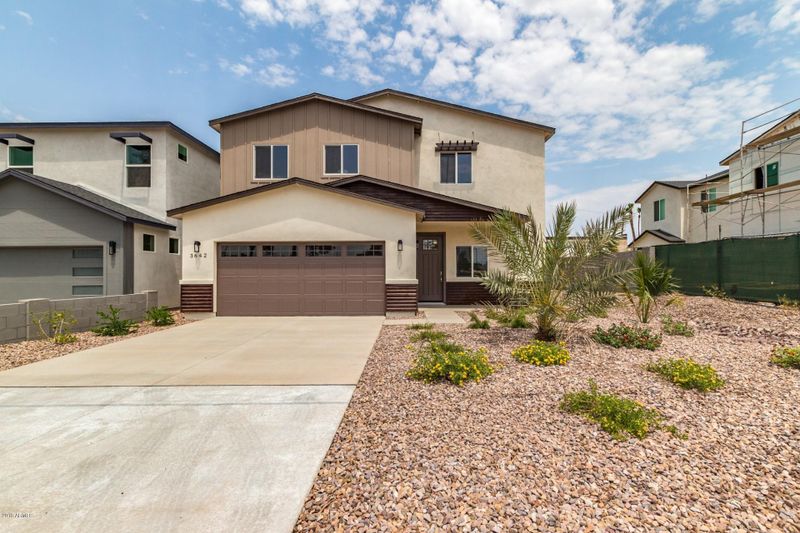 3642 E Earll Dr, Phoenix, AZ 85018