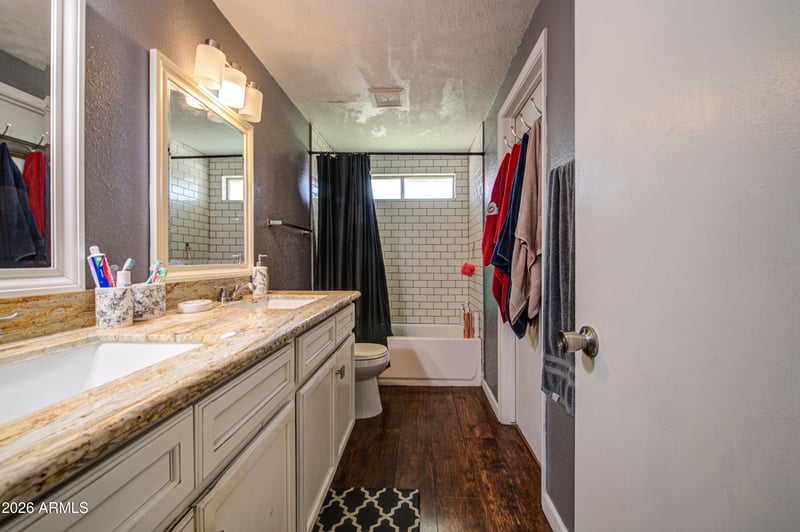 3642 N 72nd Dr, Phoenix, AZ 85033
