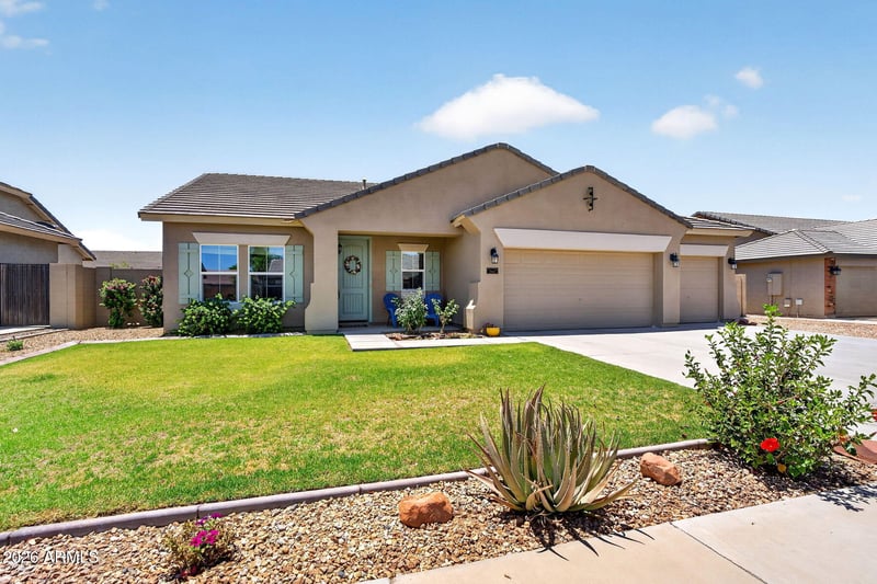 3643 Meadow Land Dr, San Tan Valley, AZ 85140