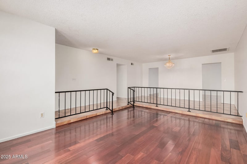 3643 Grovers Ave, Glendale, AZ 85308