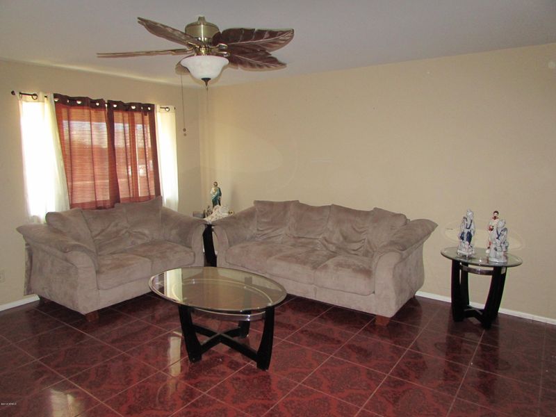3643 W Echo Ln, Phoenix, AZ 85051