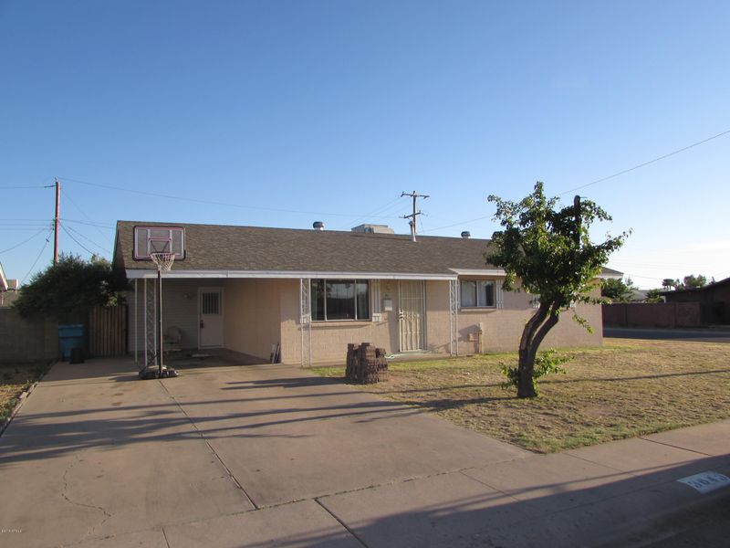 3643 W Echo Ln, Phoenix, AZ 85051