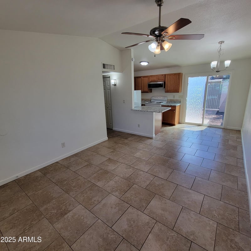 3645 69th Ave #99, Phoenix, AZ 85033
