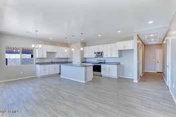 3645 Bandelier Dr, Eloy, AZ 85131
