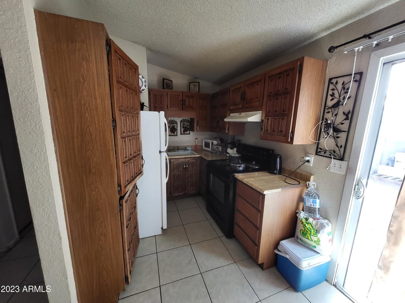 3645 N 69th Ave #110, Phoenix, AZ 85033