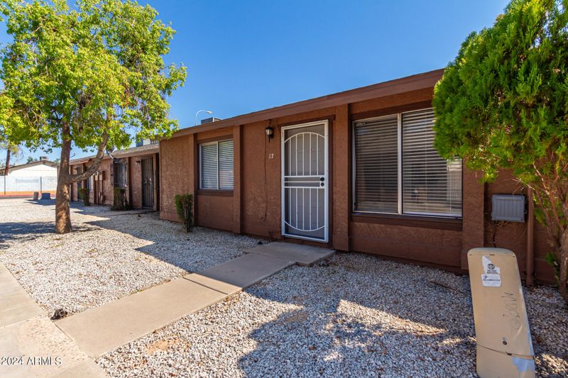 3645 N 71st Ave #17, Phoenix, AZ 85033