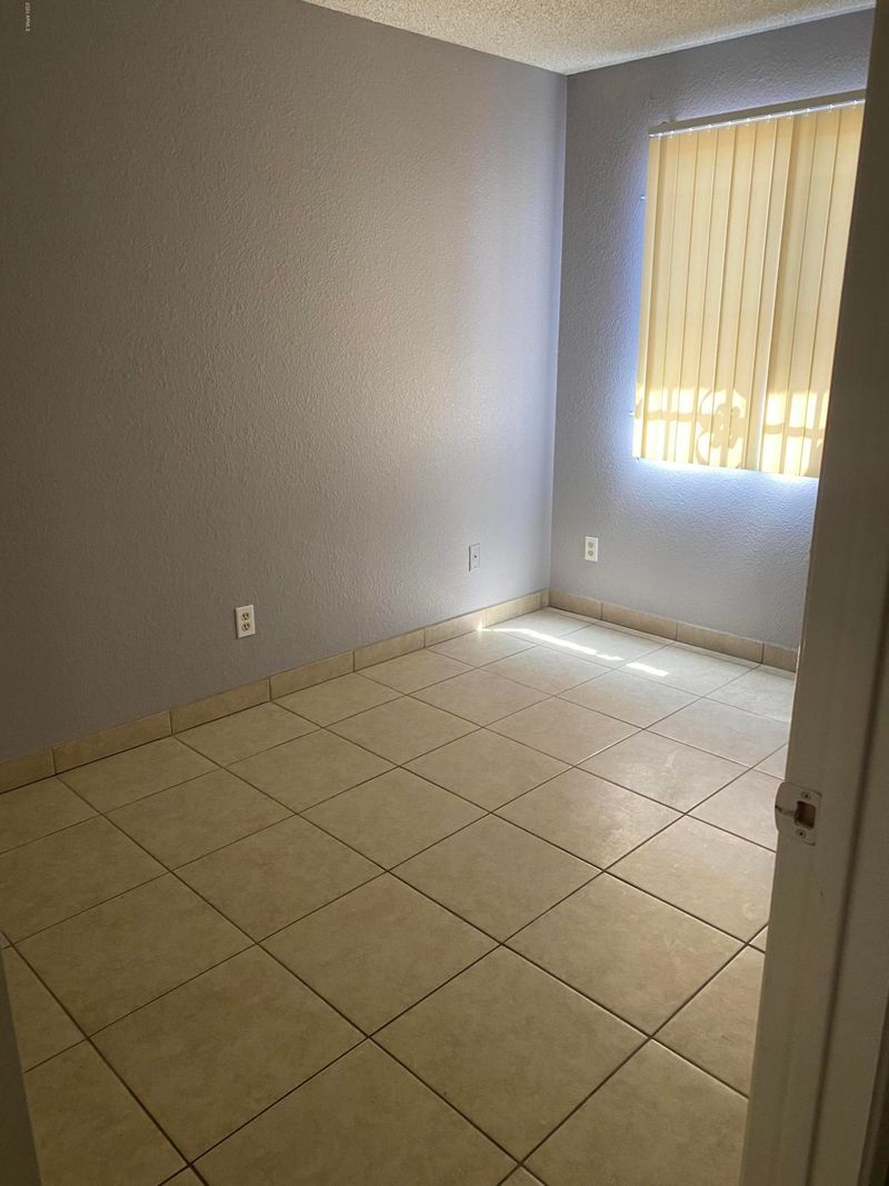3645 N 71st Ave #9, Phoenix, AZ 85033