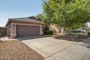 3645 Joshua Tree Ln, Gilbert, AZ 85297