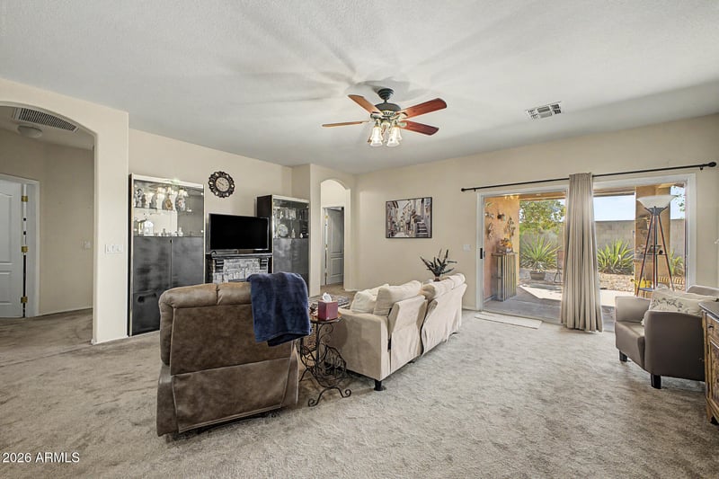 3645 S Joshua Tree Ln, Gilbert, AZ 85297