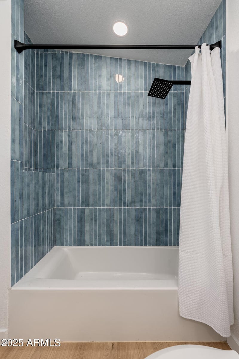 3646 38th St #B, Phoenix, AZ 85018