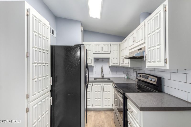 3646 N 67th Ave #101, Phoenix, AZ 85033
