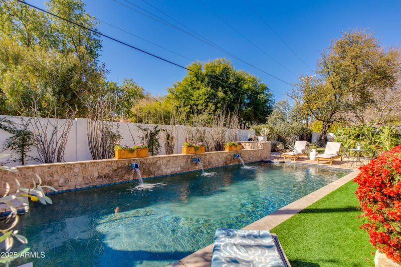 3647 E Elm St, Phoenix, AZ 85018