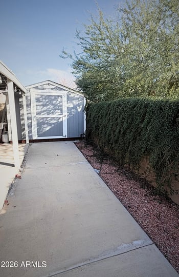 3647 Escuda Dr, Glendale, AZ 85308
