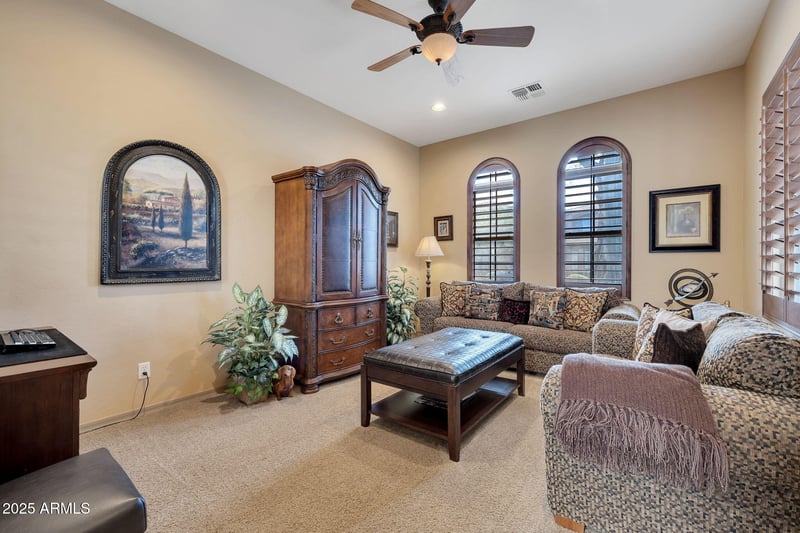 3648 Louise Dr, Phoenix, AZ 85050