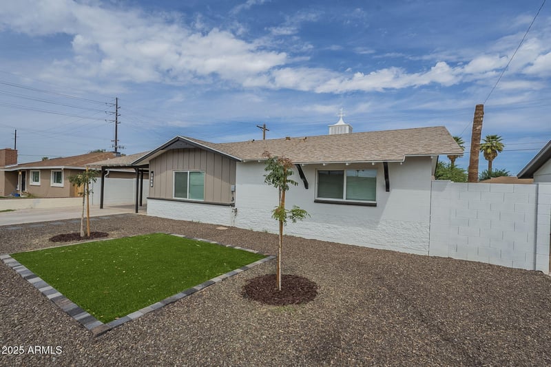 3648 Rose Ln, Phoenix, AZ 85019