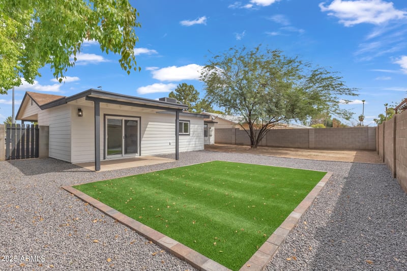 3649 Delcoa Dr, Phoenix, AZ 85032