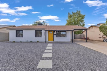 3649 Delcoa Dr, Phoenix, AZ 85032